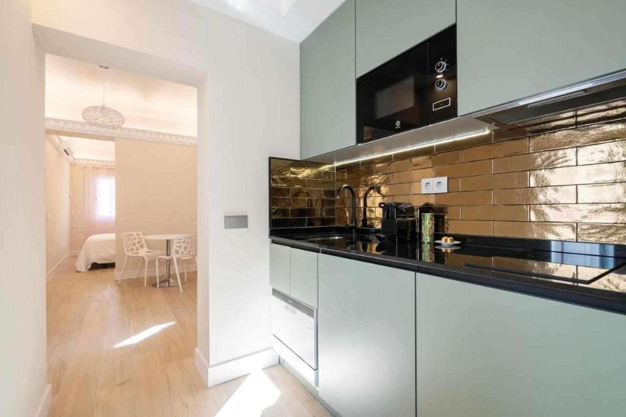 Nuevo Bien Comunicado 1 Dormitorio Madrid Luaran gambar