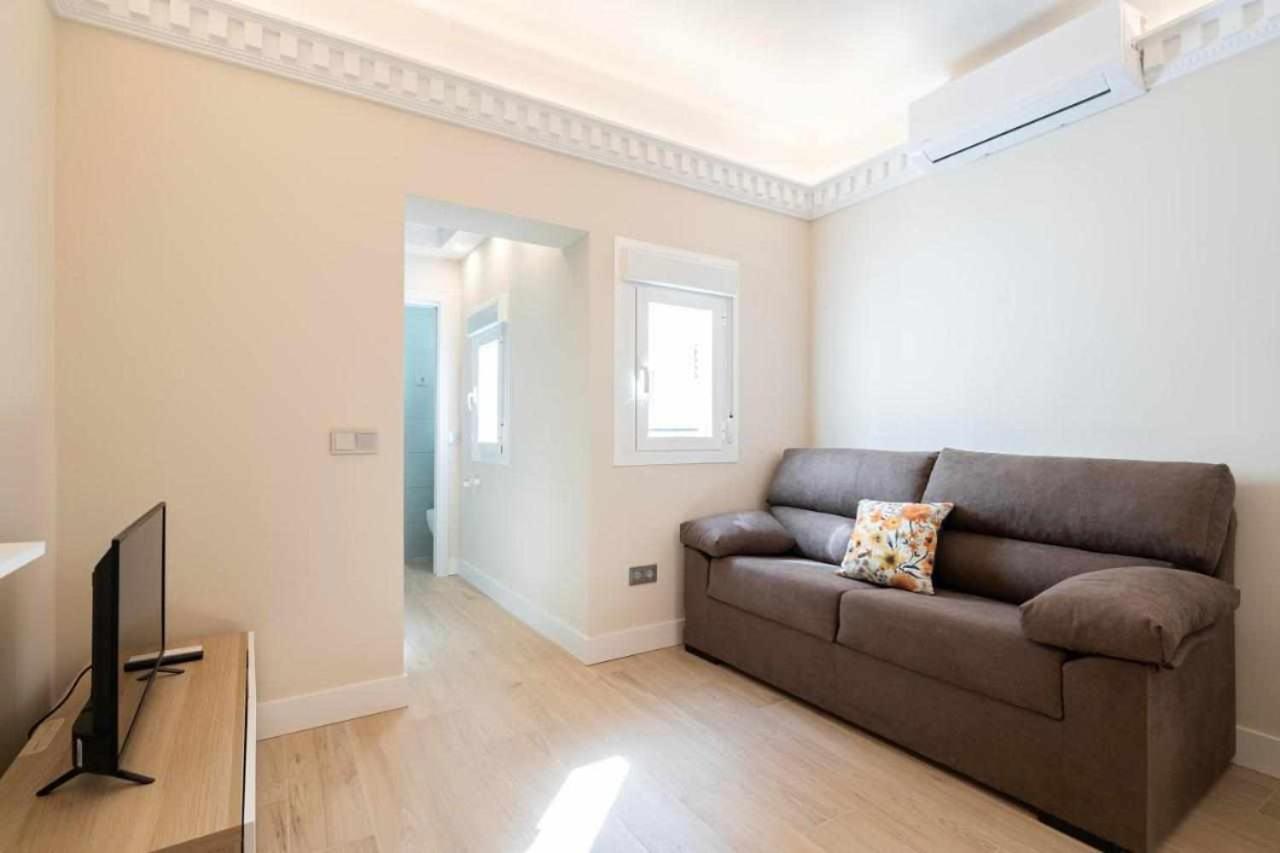 Nuevo Bien Comunicado 1 Dormitorio Madrid Luaran gambar